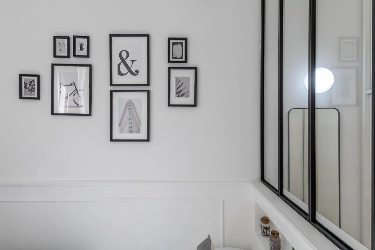 Joivy Chic Apartment For 3 Close To Sempione Park Milan 0*,